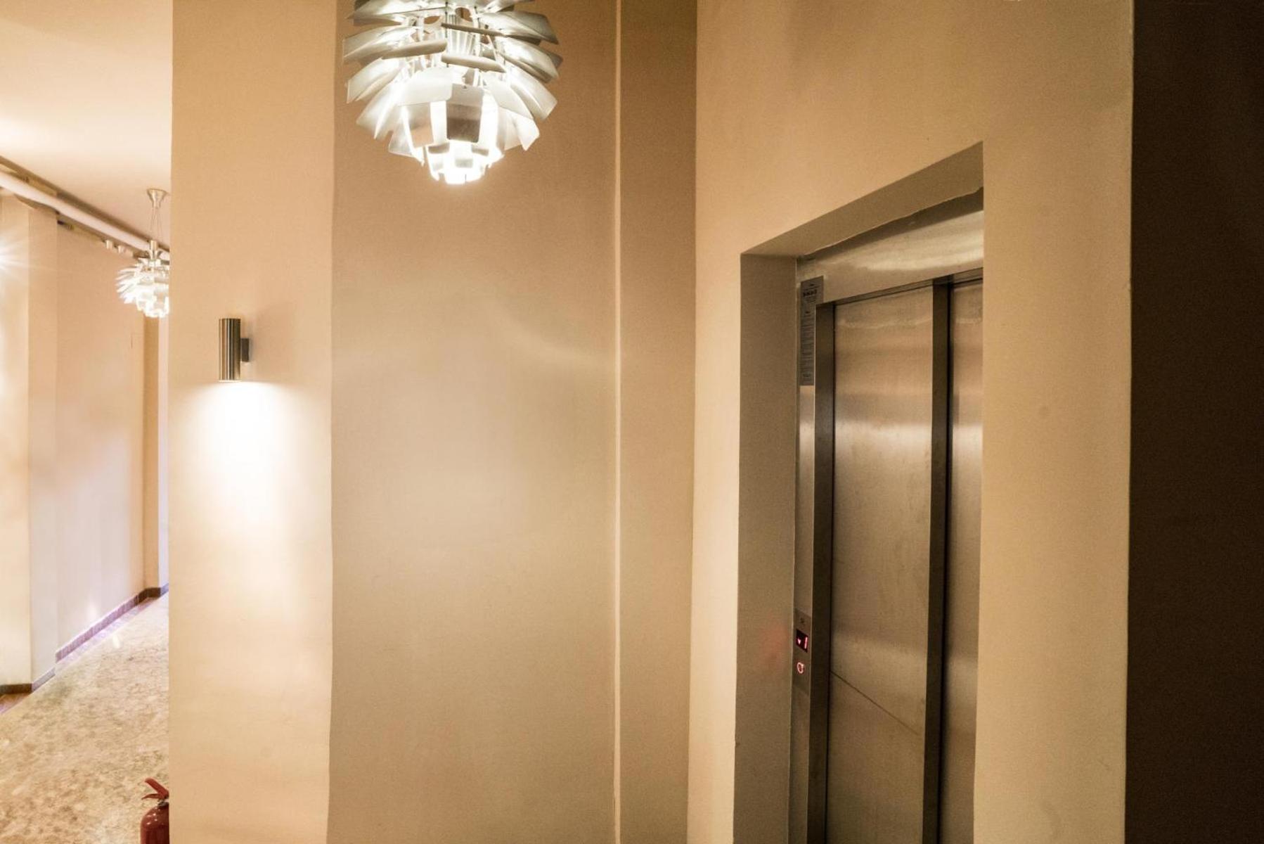 Rainforest Studio Downtown By Pretty Apartments Bucureşti Exterior foto