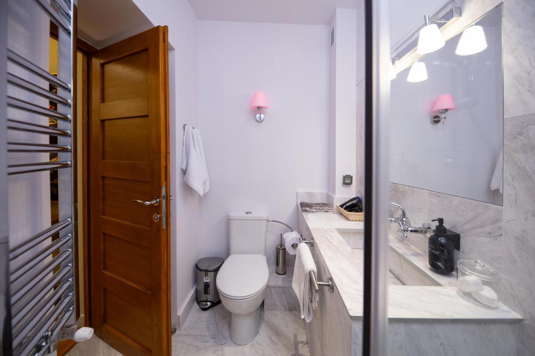 Rainforest Studio Downtown By Pretty Apartments Bucureşti Exterior foto