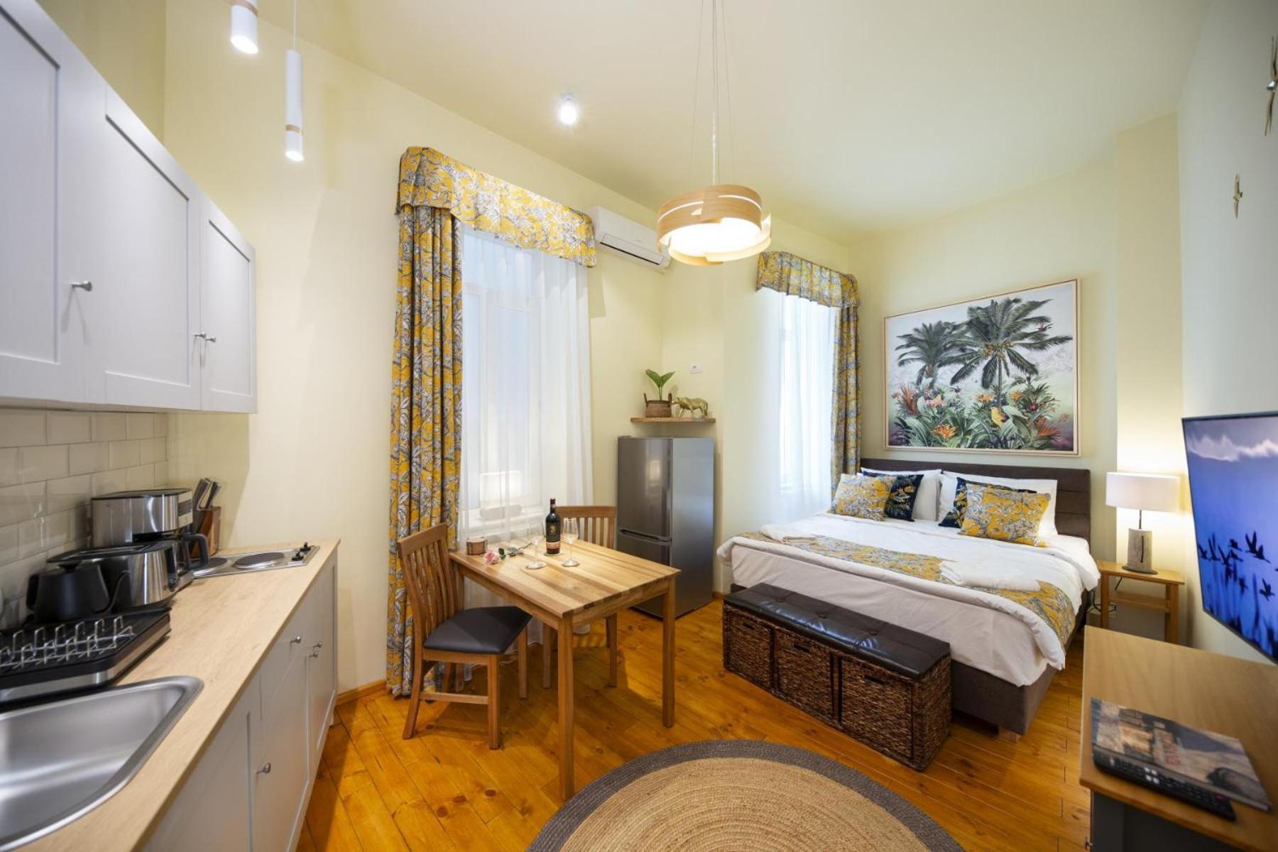 Rainforest Studio Downtown By Pretty Apartments Bucureşti Exterior foto